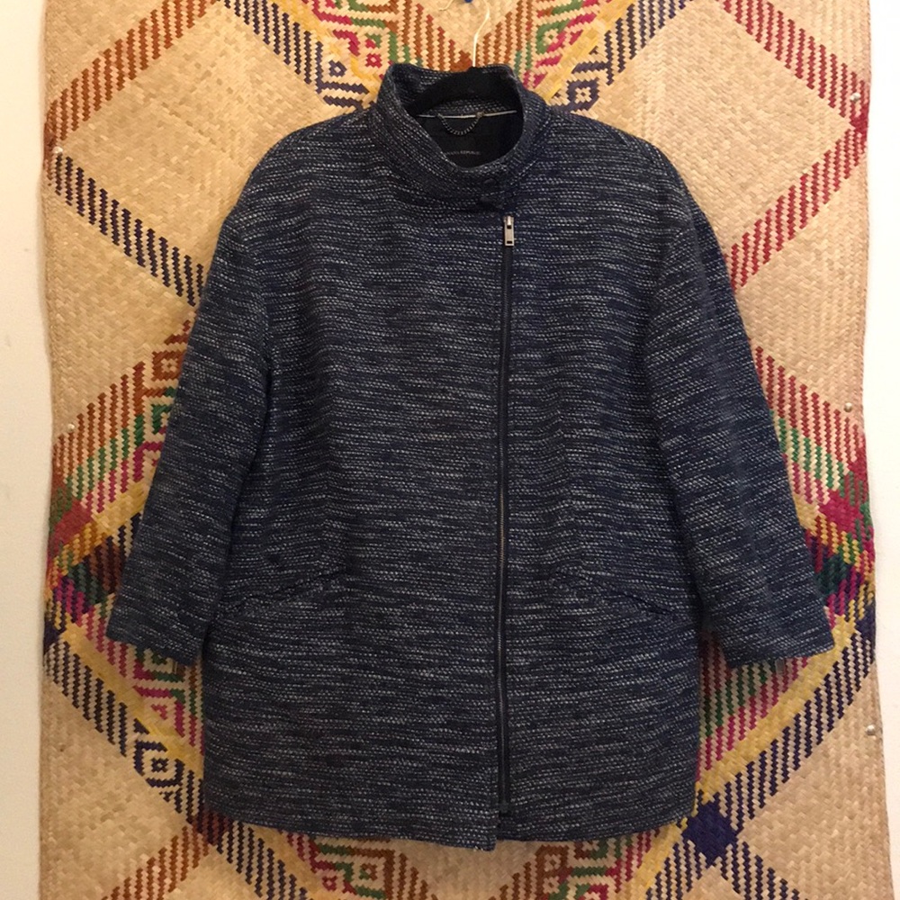 Banana Republic Assymetric Zipper coat sz M